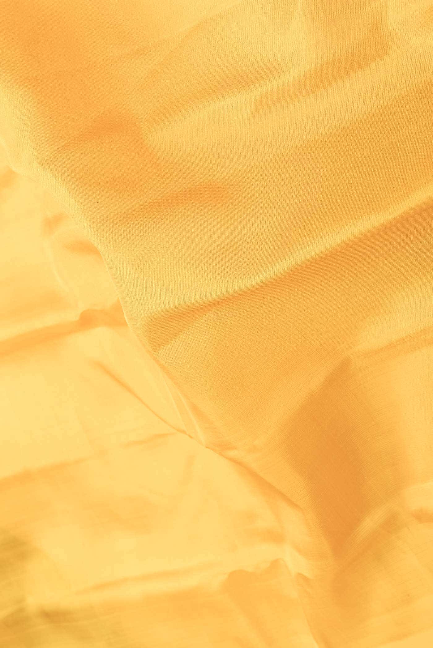Yellow Dual Tone Gadwal Silk Saree