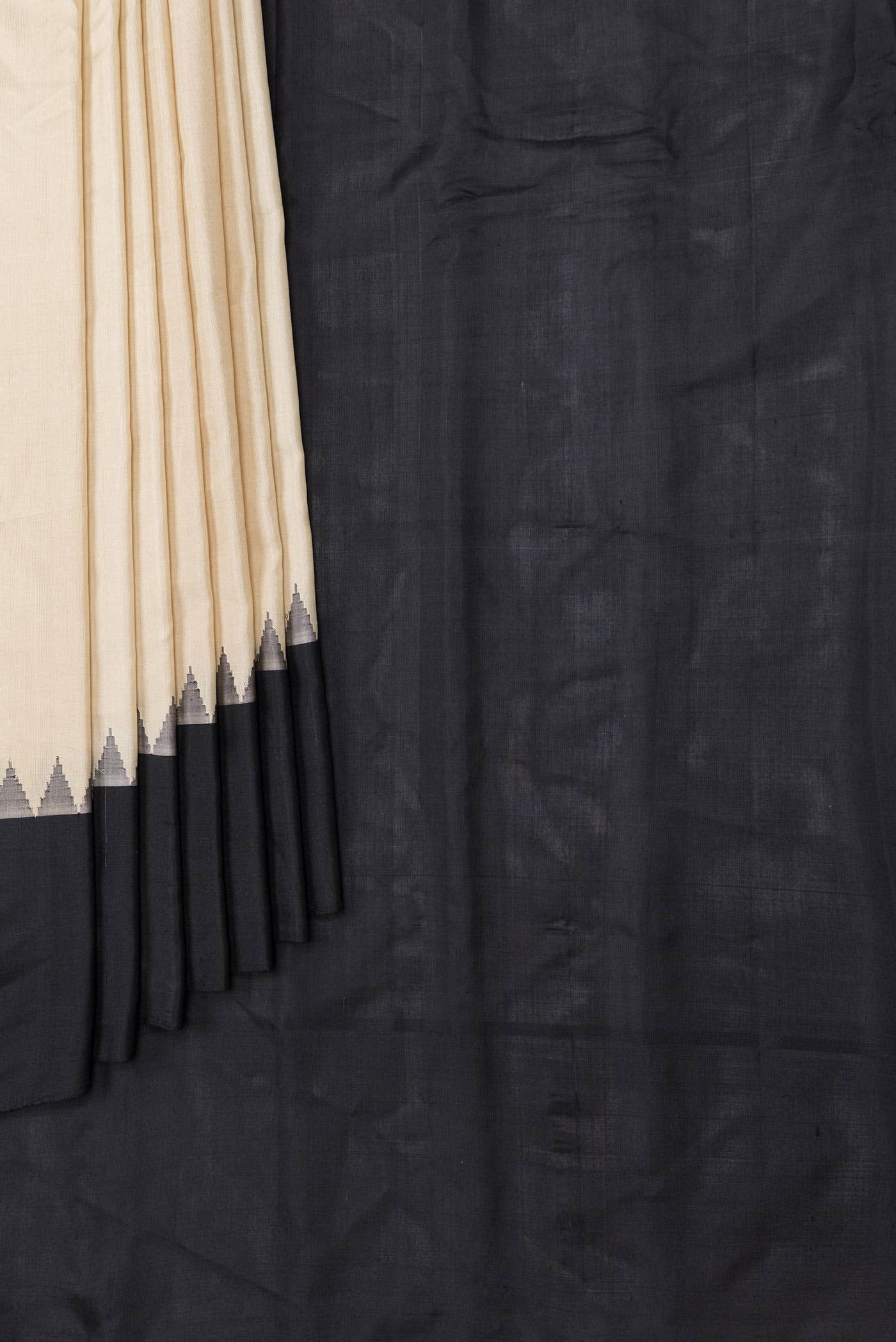 Beige Dual Tone Gadwal Silk Saree