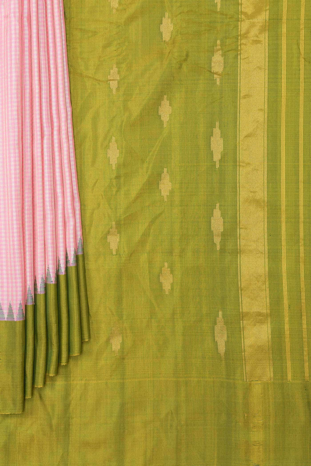 Pink Dual Tone Gadwal Silk Saree