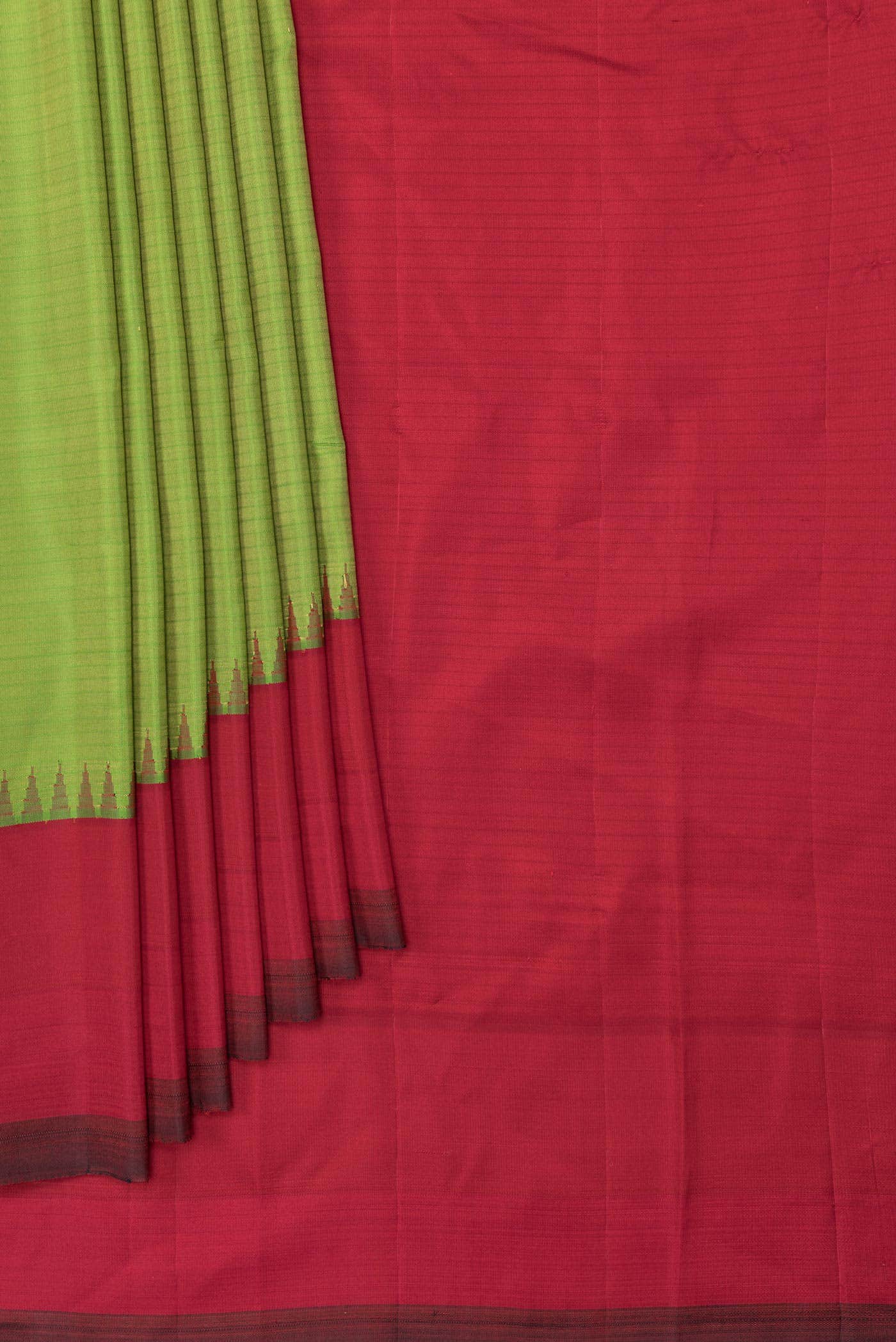 Green Dual Tone Gadwal Silk Saree