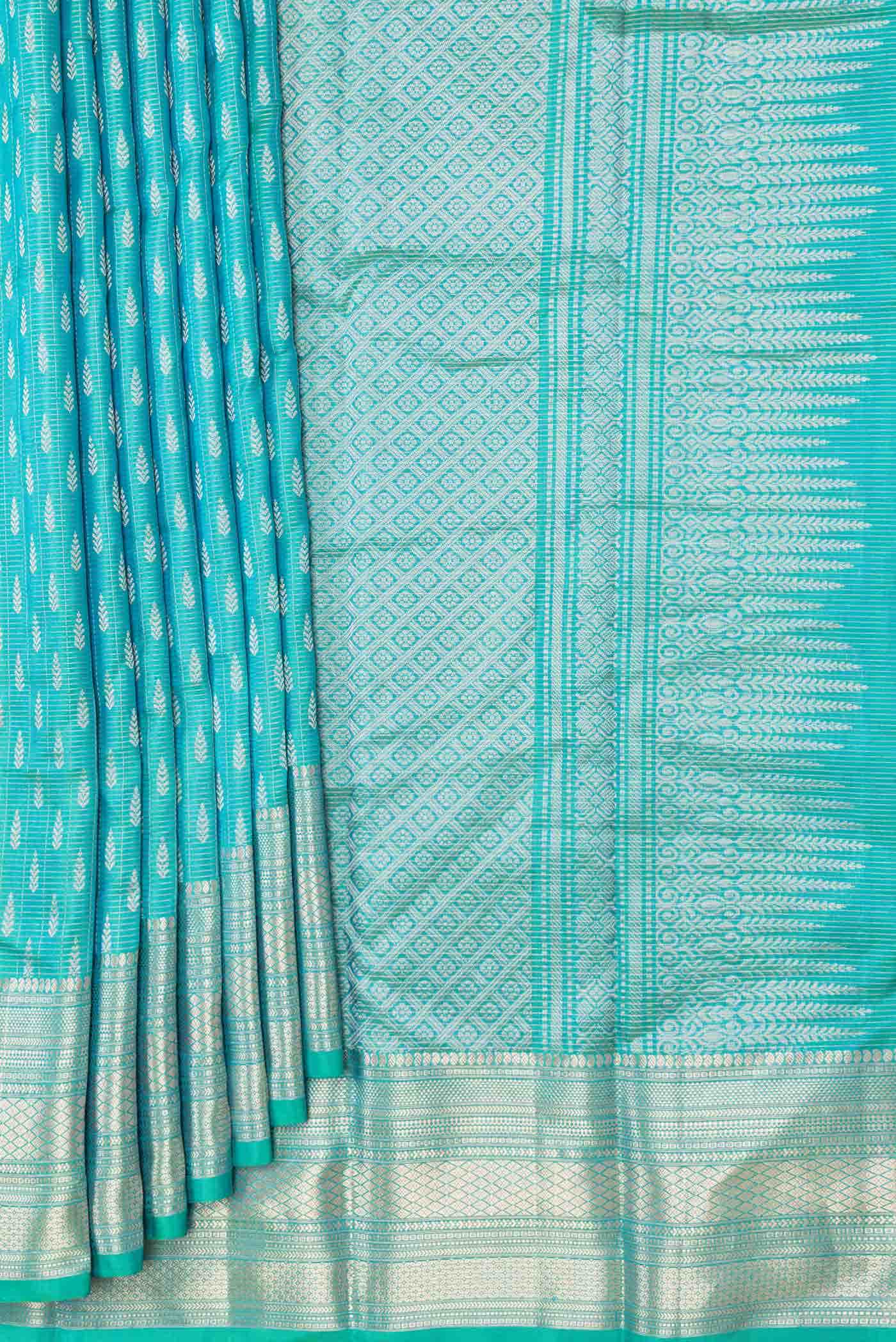 Green Dual Tone Kanchipuram Silk Saree