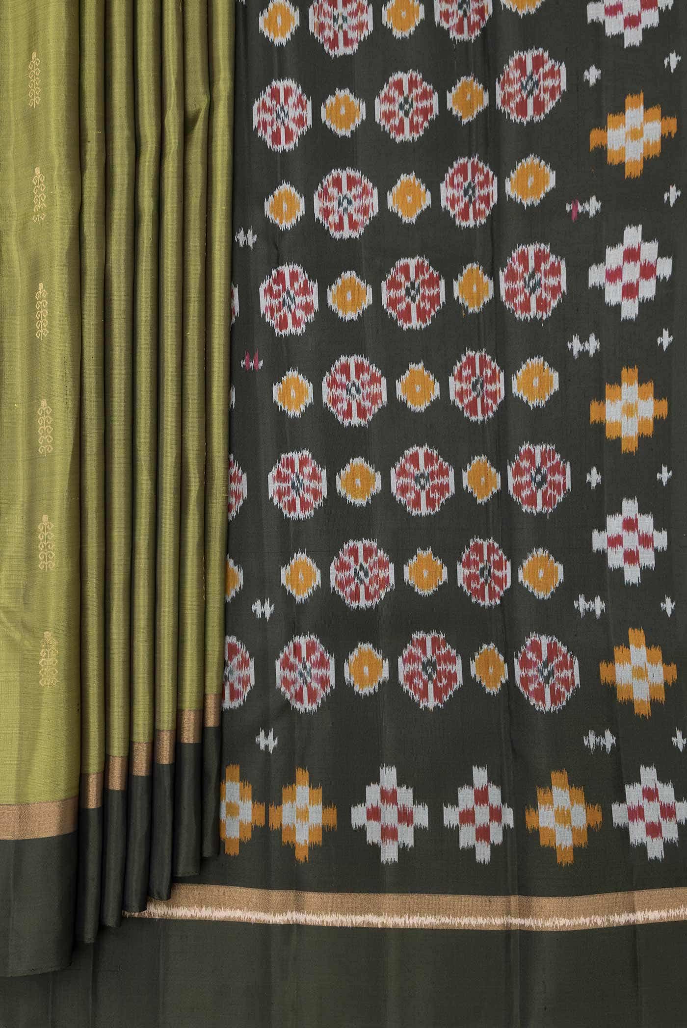 Green Dual Tone Soft Silk Saree