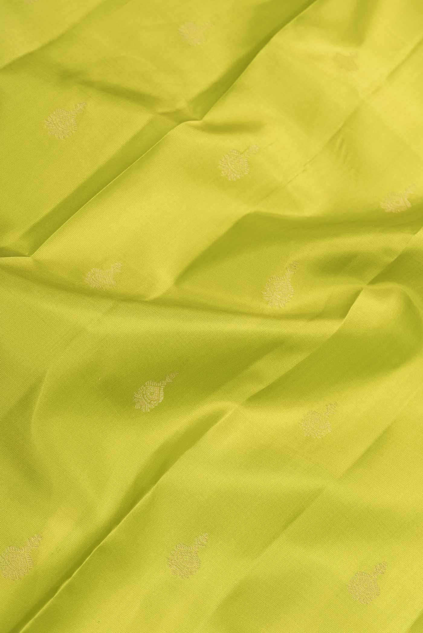 Parrot Green Dual Tone Kanchipuram Silk Saree