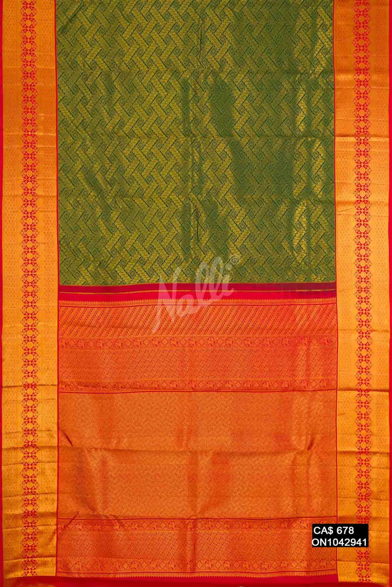 Bottle Green Kanchipuram Silk Saree