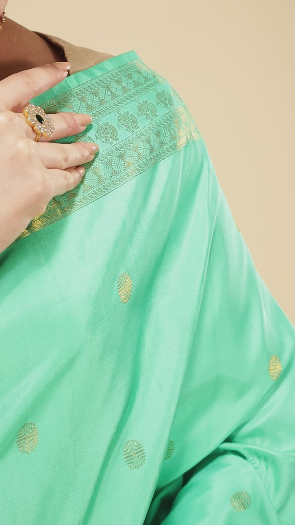 Anudhyana-Turquoise Kanchipuram Silk Saree