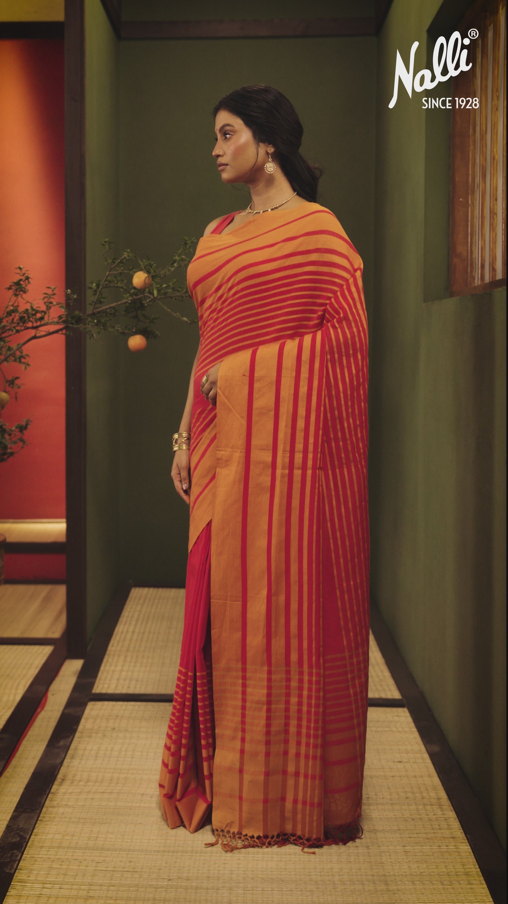 Titli-Crimson Red Cotton Saree