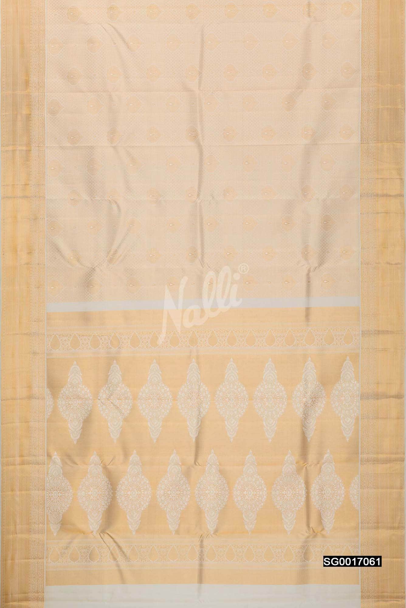 Off White Kanchipuram Silk Saree