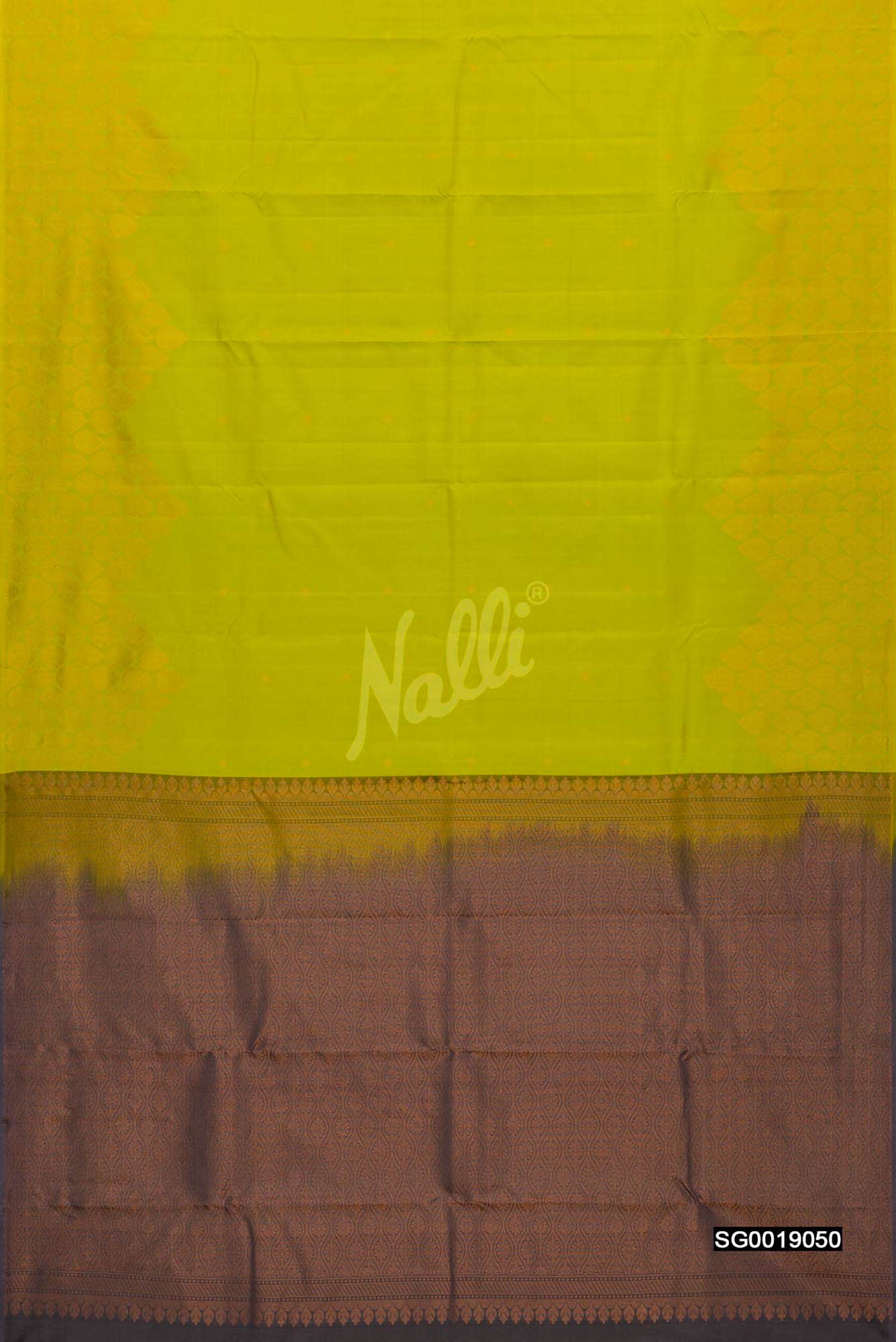Parrot Green Kanchipuram Silk Saree