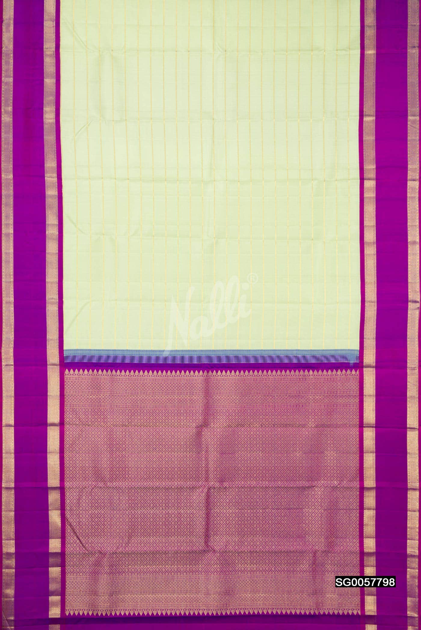 Pista Green Kanchipuram Silk Saree