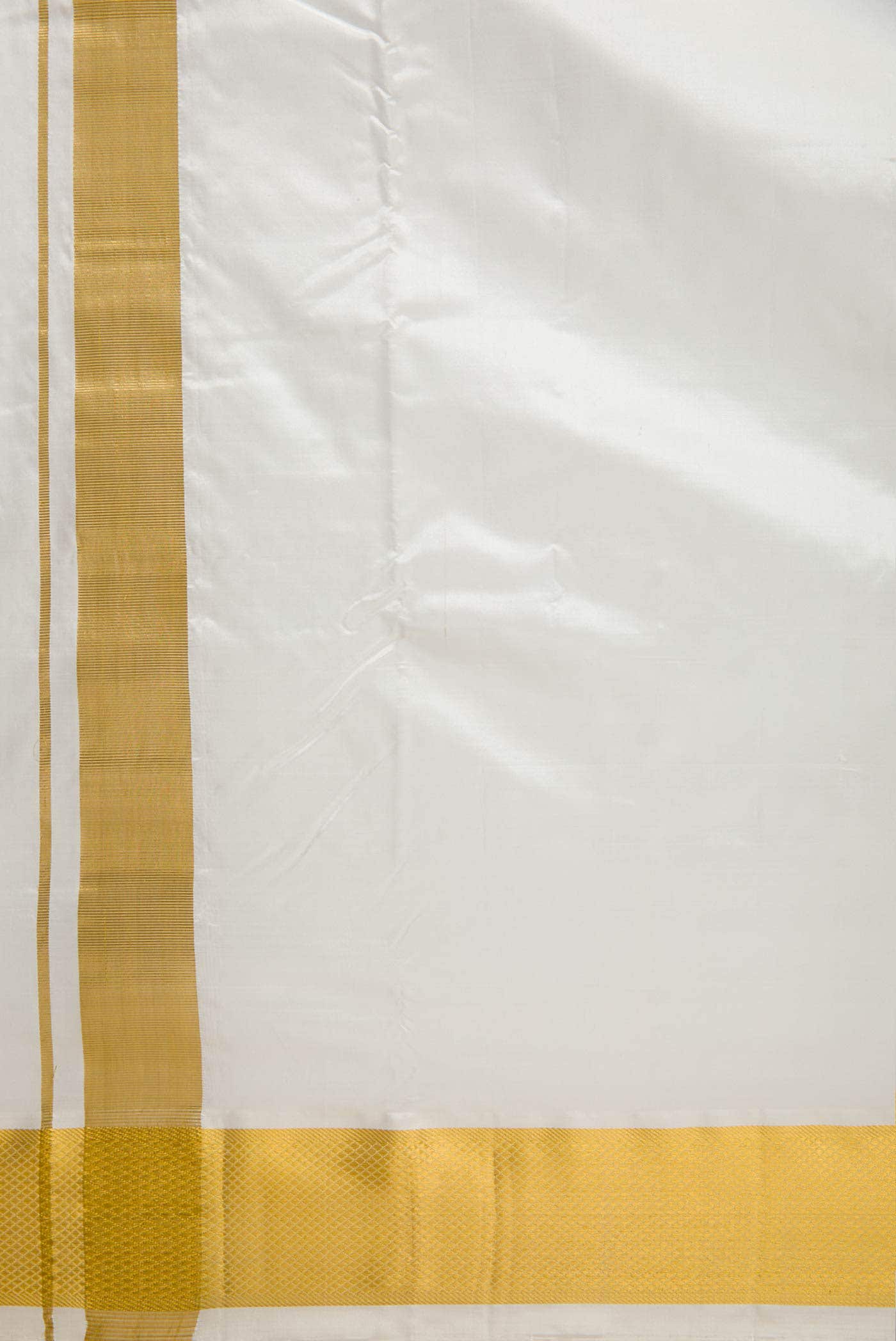 Cream Silk Dhoti With Angavastram (8X4) Muzham