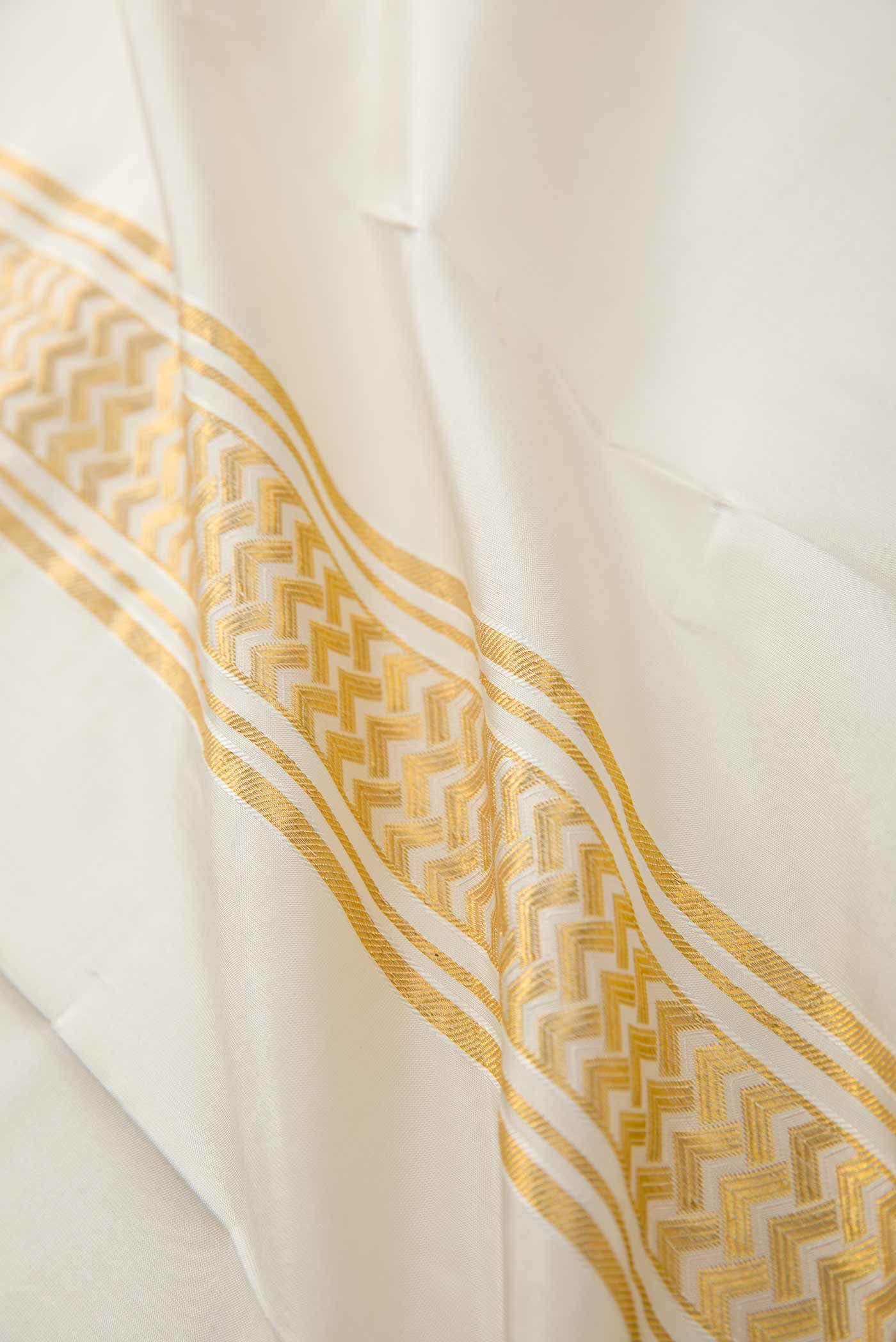 Cream Silk Dhoti With Angavastram (9X 5) Muzham