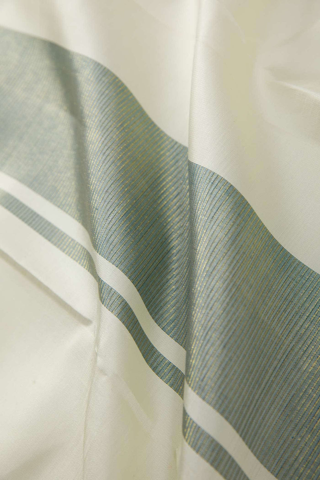 Cream Silk Dhoti With Angavastram (8X4) Muzham