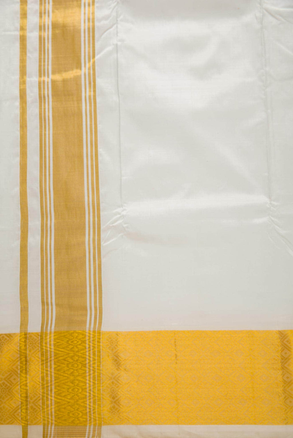 Cream Silk Dhoti With Angavastram (8X4) Muzham
