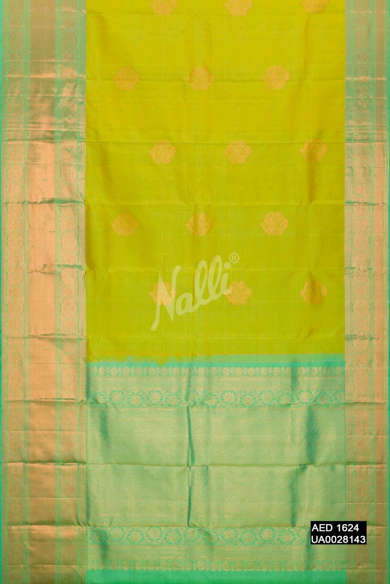 Parrot Green Kanchipuram Silk Saree
