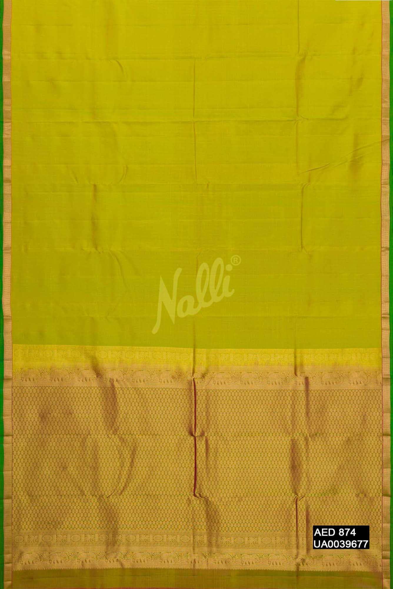 Parrot Green Kanchipuram Silk Saree
