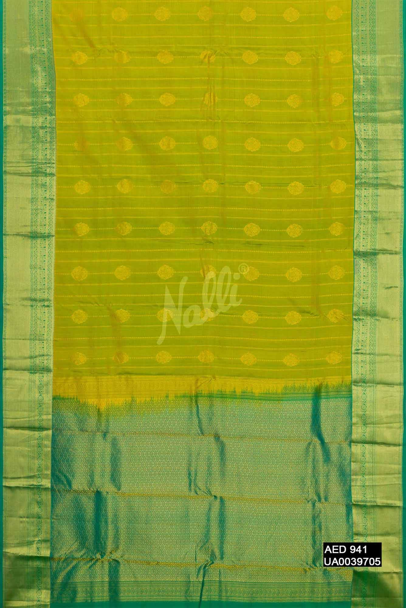 Parrot Green Kanchipuram Silk Saree