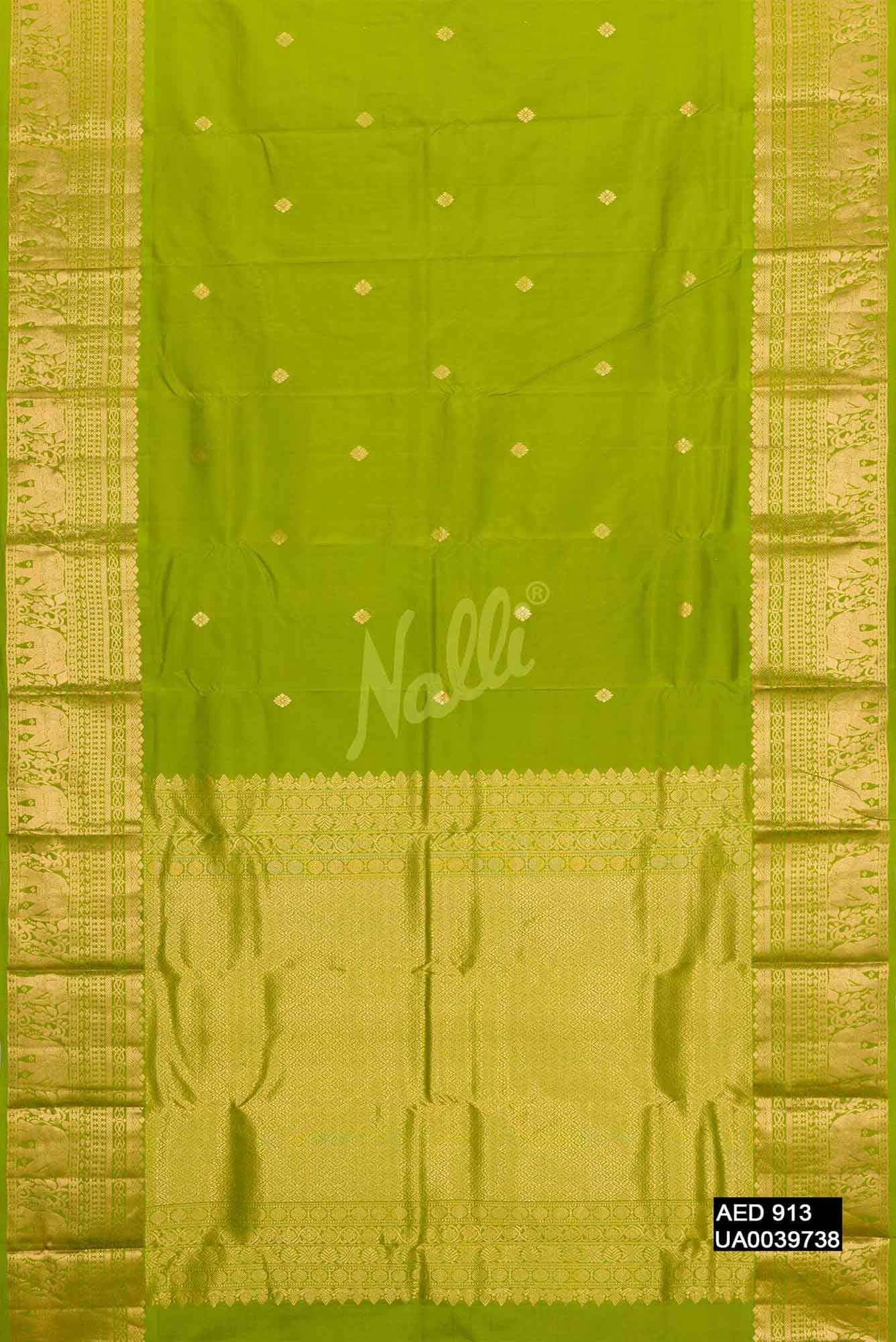Parrot Green Kanchipuram Silk Saree