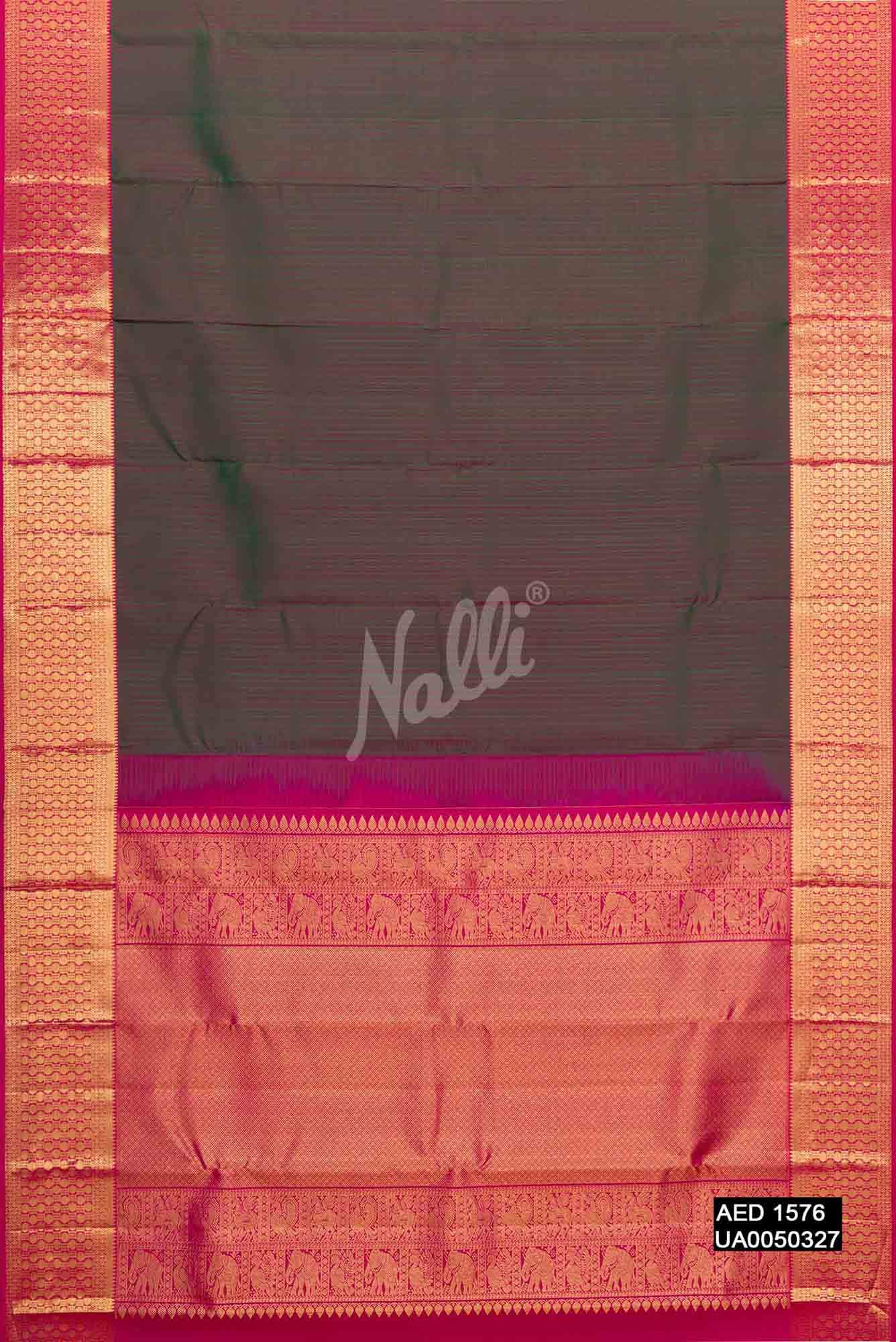 Bottle Green Kanchipuram Silk Saree