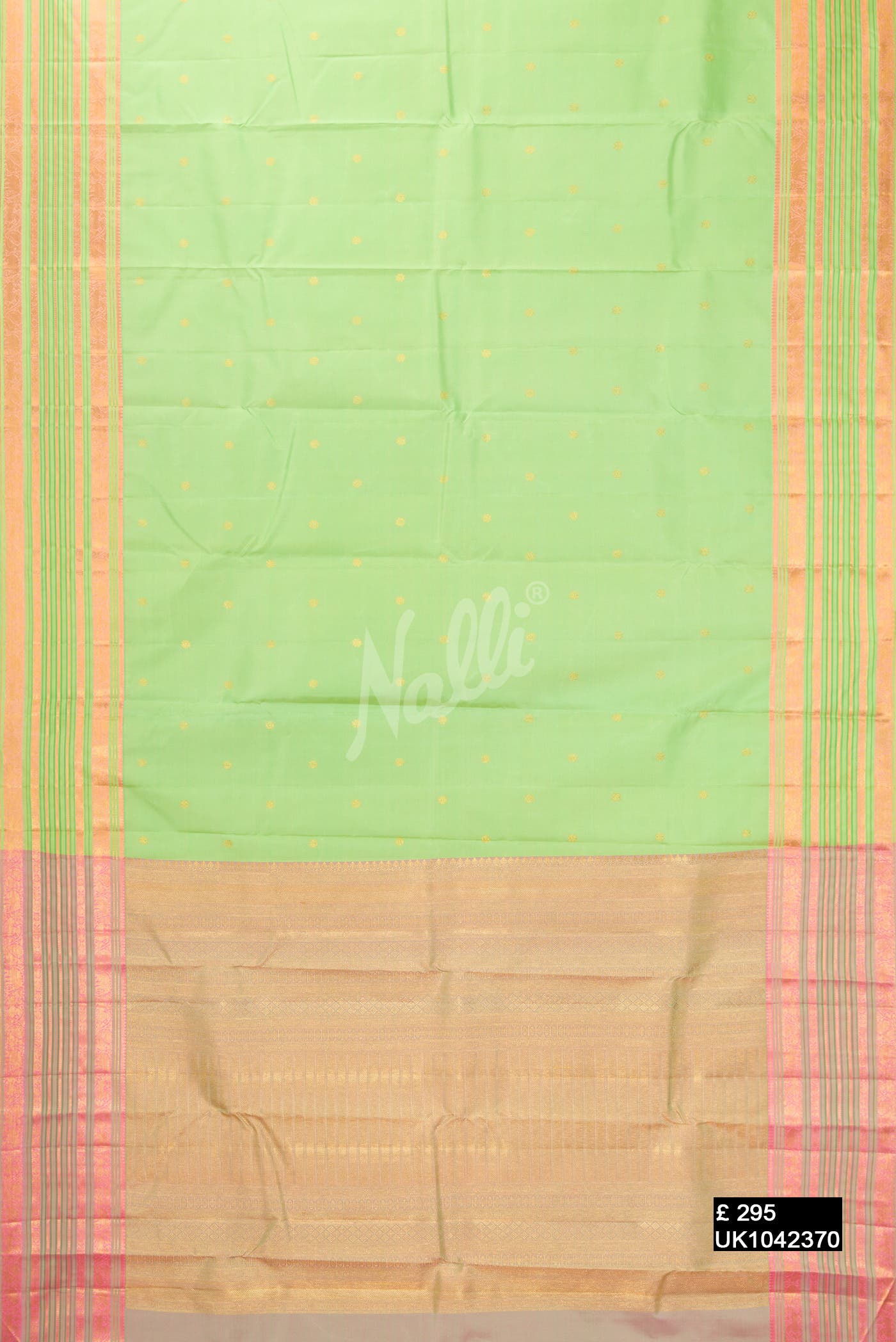 Parrot Green Kanchipuram Silk Saree