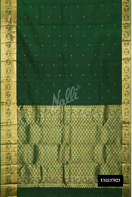 Bottle Green Kanchipuram Silk Saree