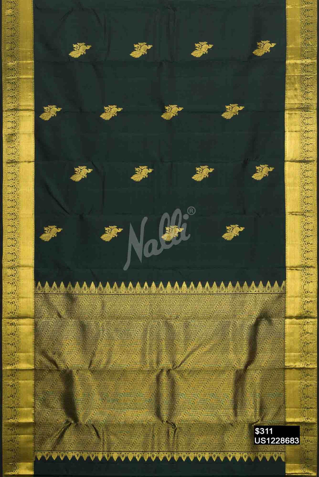 Bottle Green Kanchipuram Silk Saree
