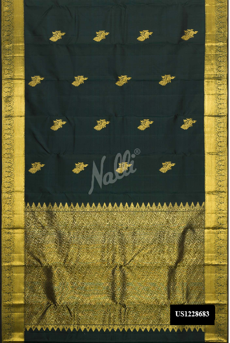 Bottle Green Kanchipuram Silk Saree