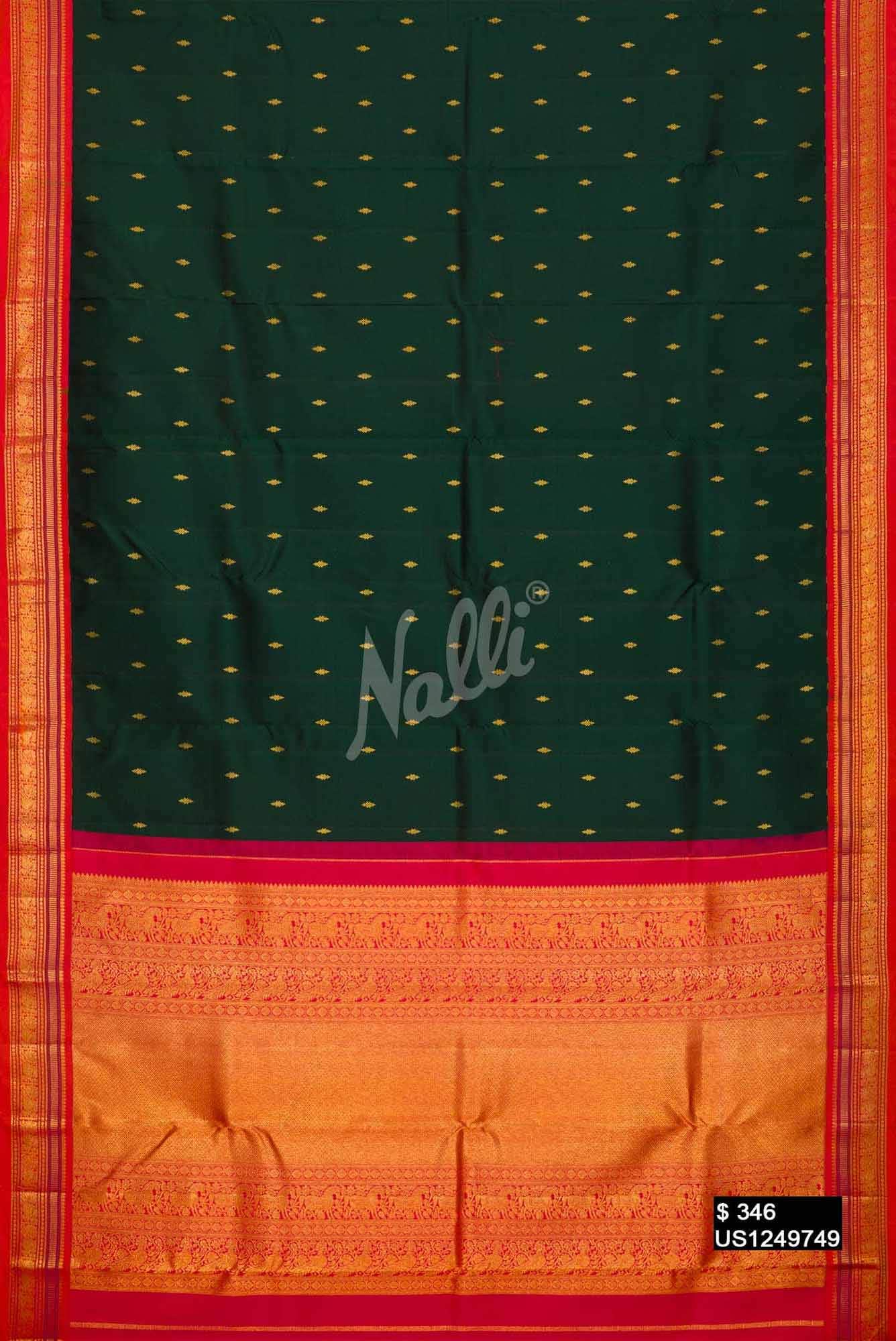 Bottle Green Kanchipuram Silk Saree