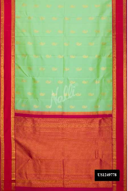 Parrot Green Kanchipuram Silk Saree
