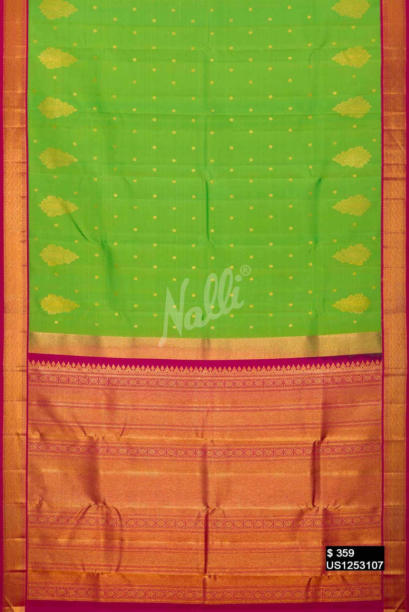Parrot Green Kanchipuram Silk Saree