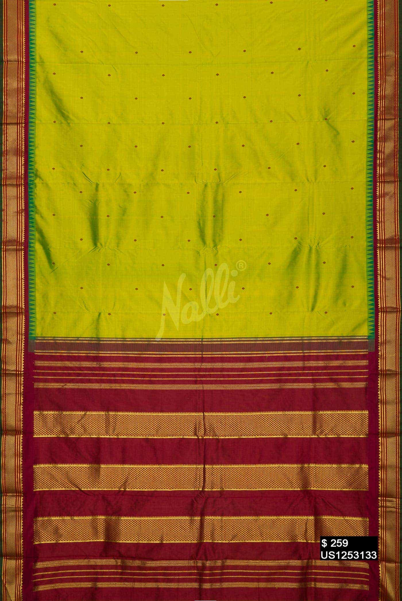 Parrot Green Kanchipuram Silk Saree