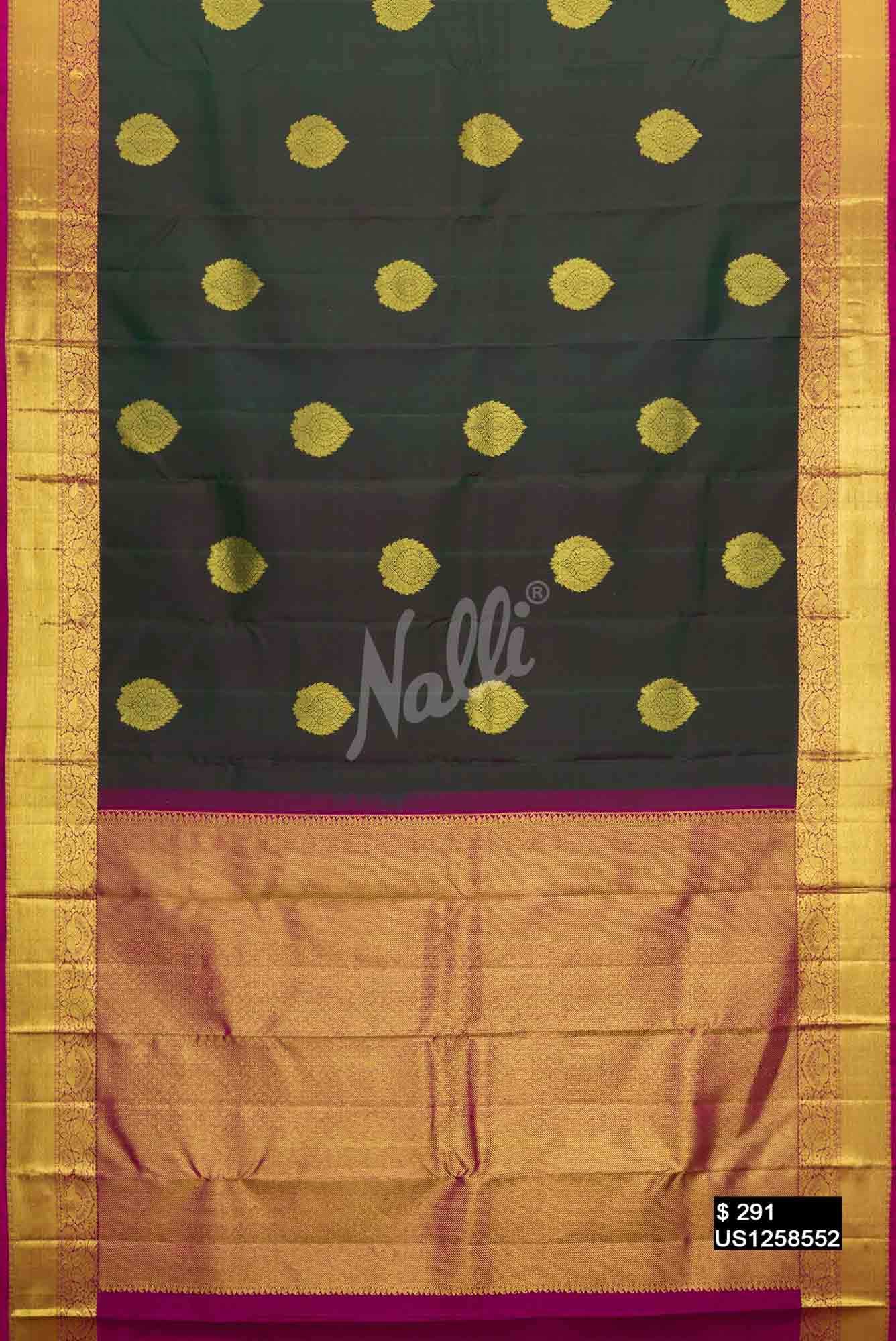 Bottle Green Kanchipuram Silk Saree