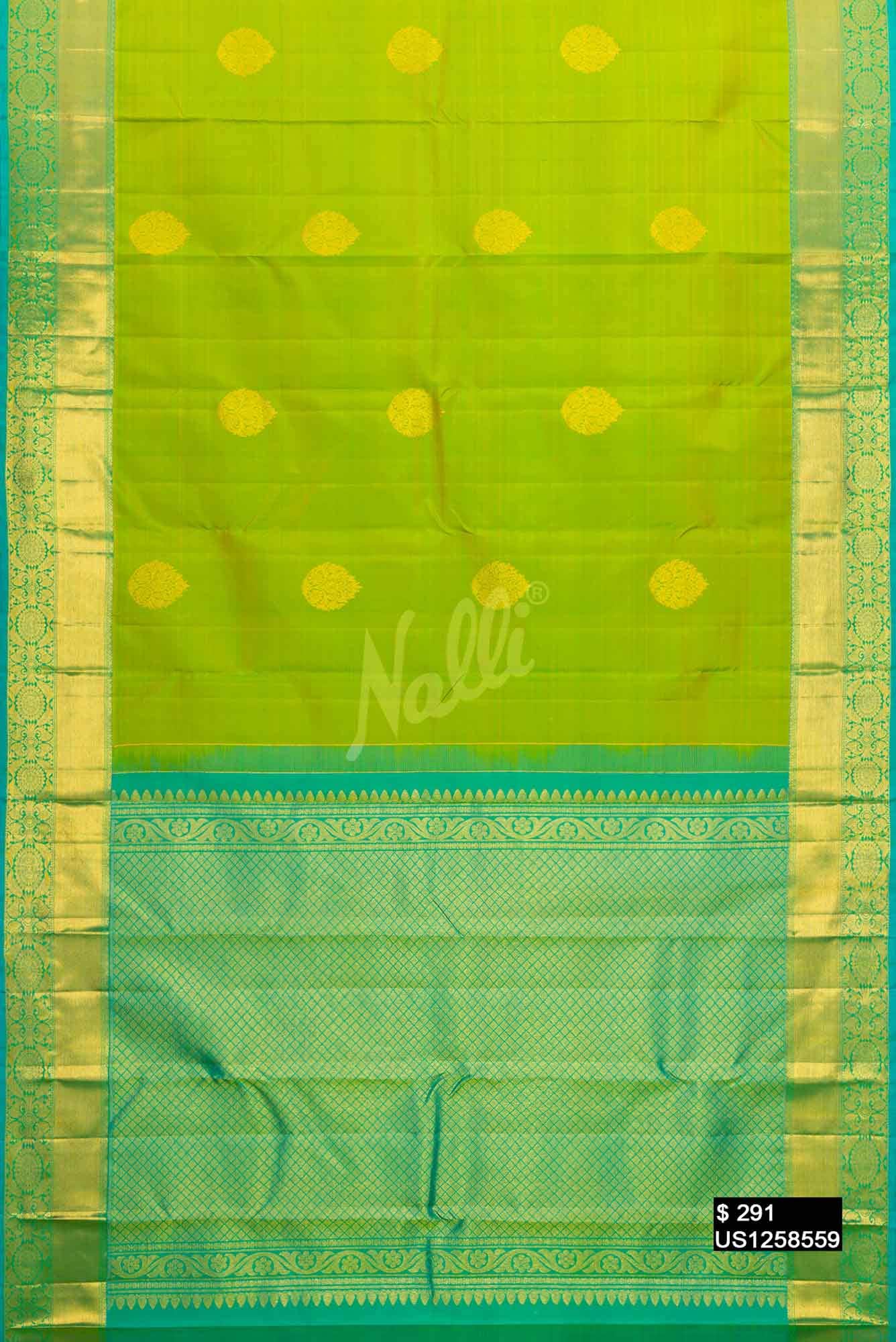 Parrot Green Kanchipuram Silk Saree