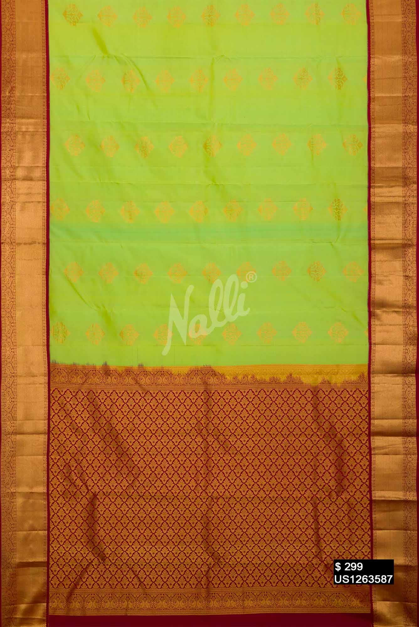 Parrot Green Kanchipuram Silk Saree