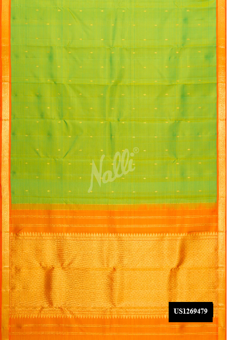 Parrot Green Kanchipuram Silk Saree