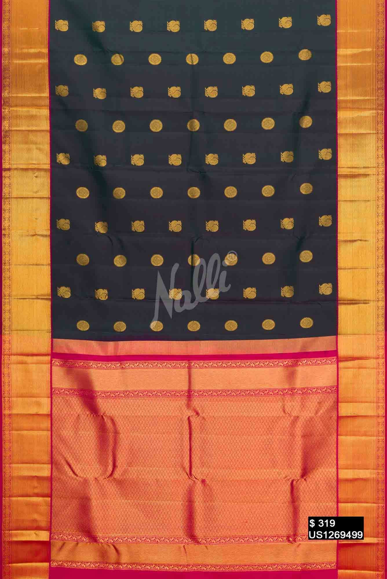 Bottle Green Kanchipuram Silk Saree