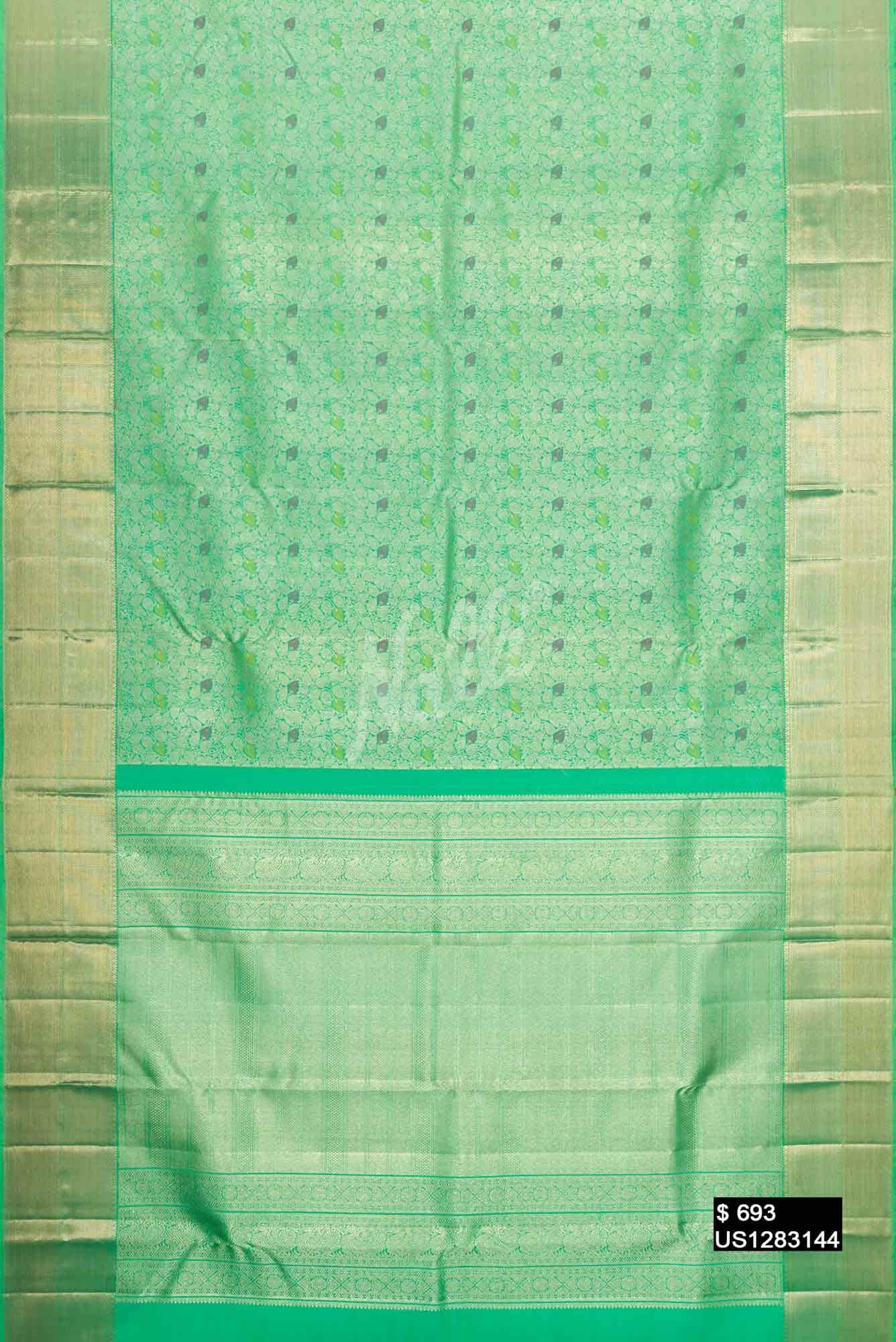 Parrot Green Kanchipuram Silk Saree