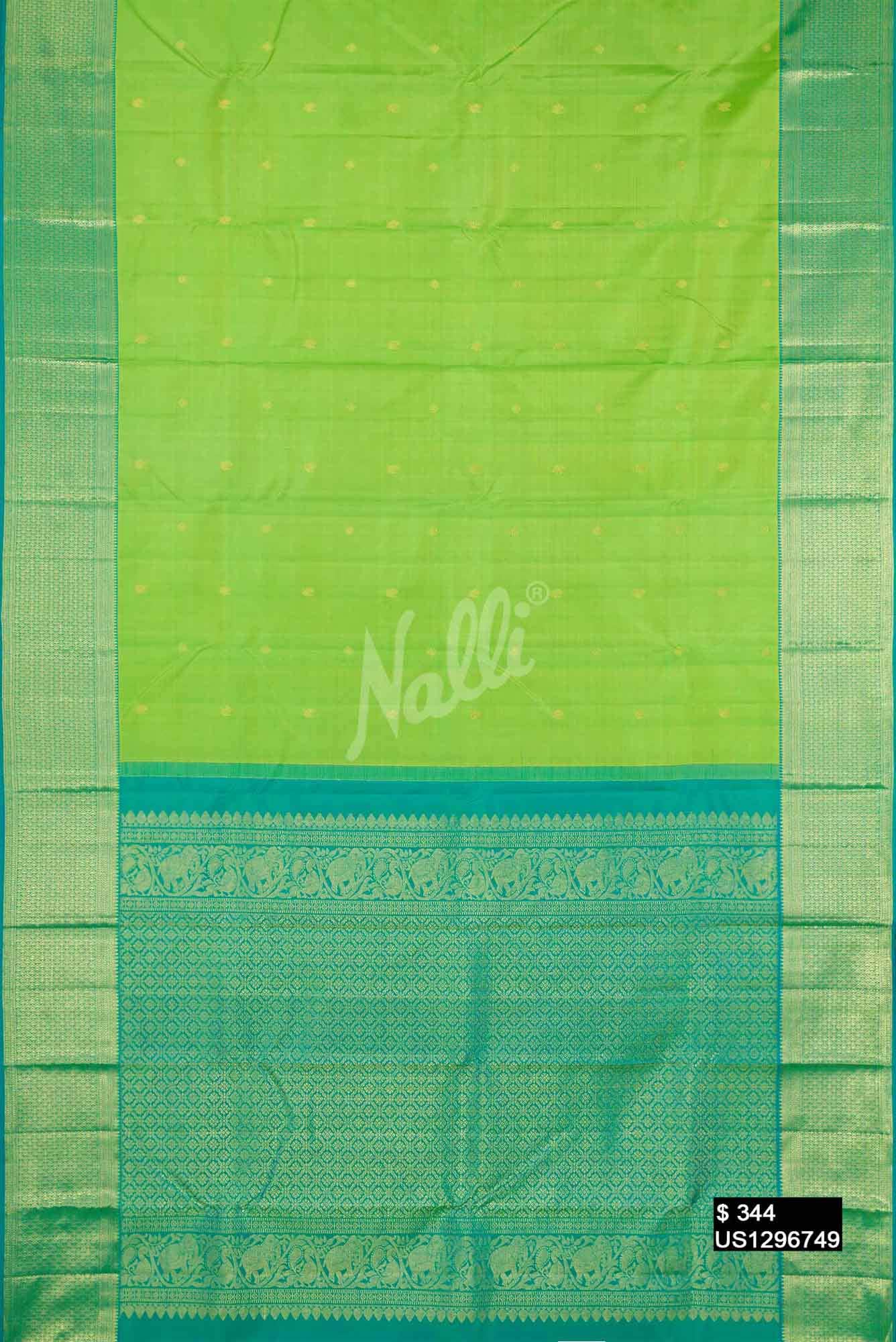 Parrot Green Kanchipuram Silk Saree