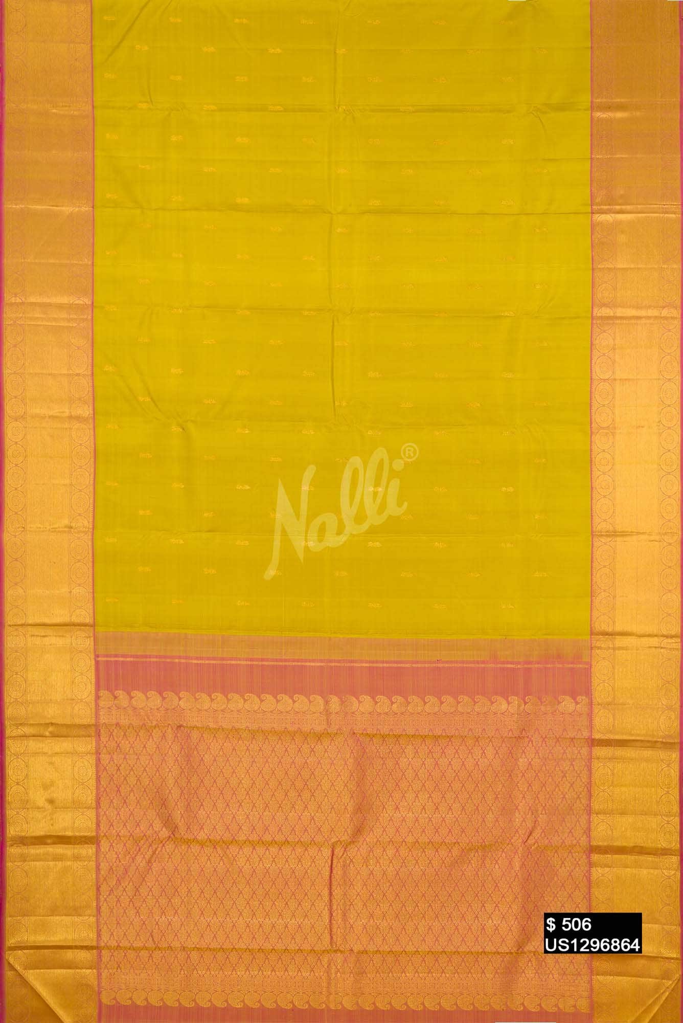 Parrot Green Kanchipuram Silk Saree