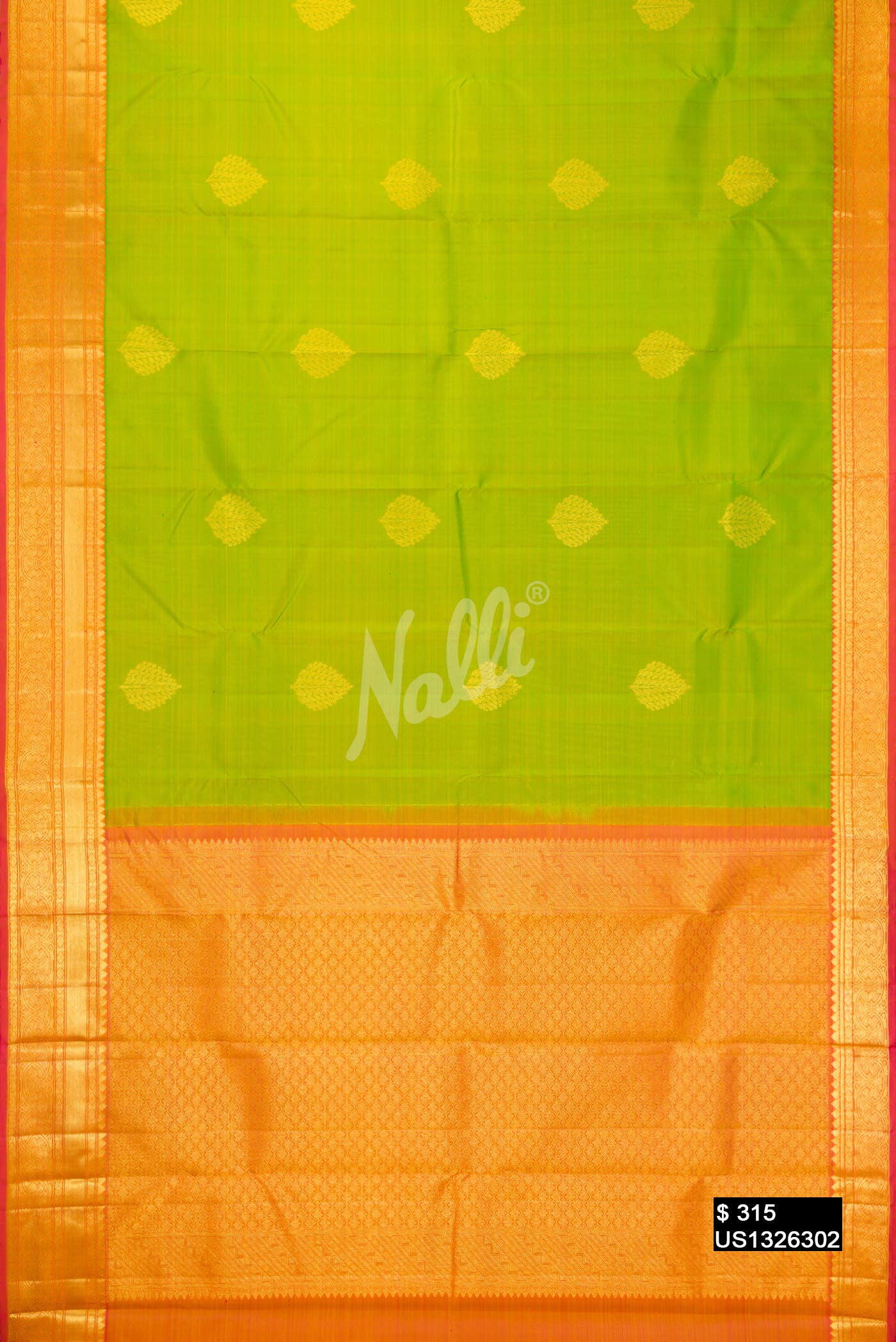 Parrot Green Kanchipuram Silk Saree
