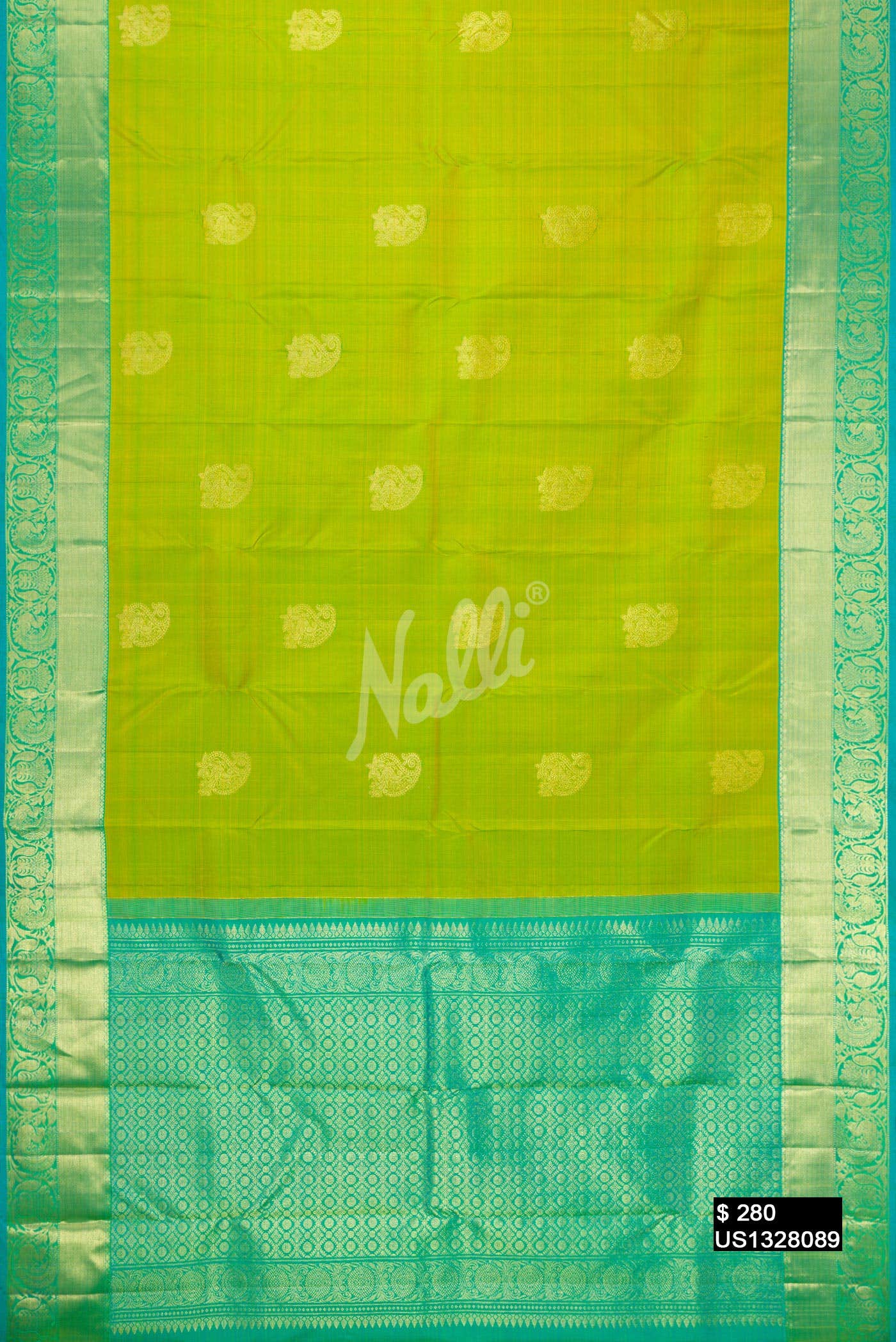 Parrot Green Kanchipuram Silk Saree