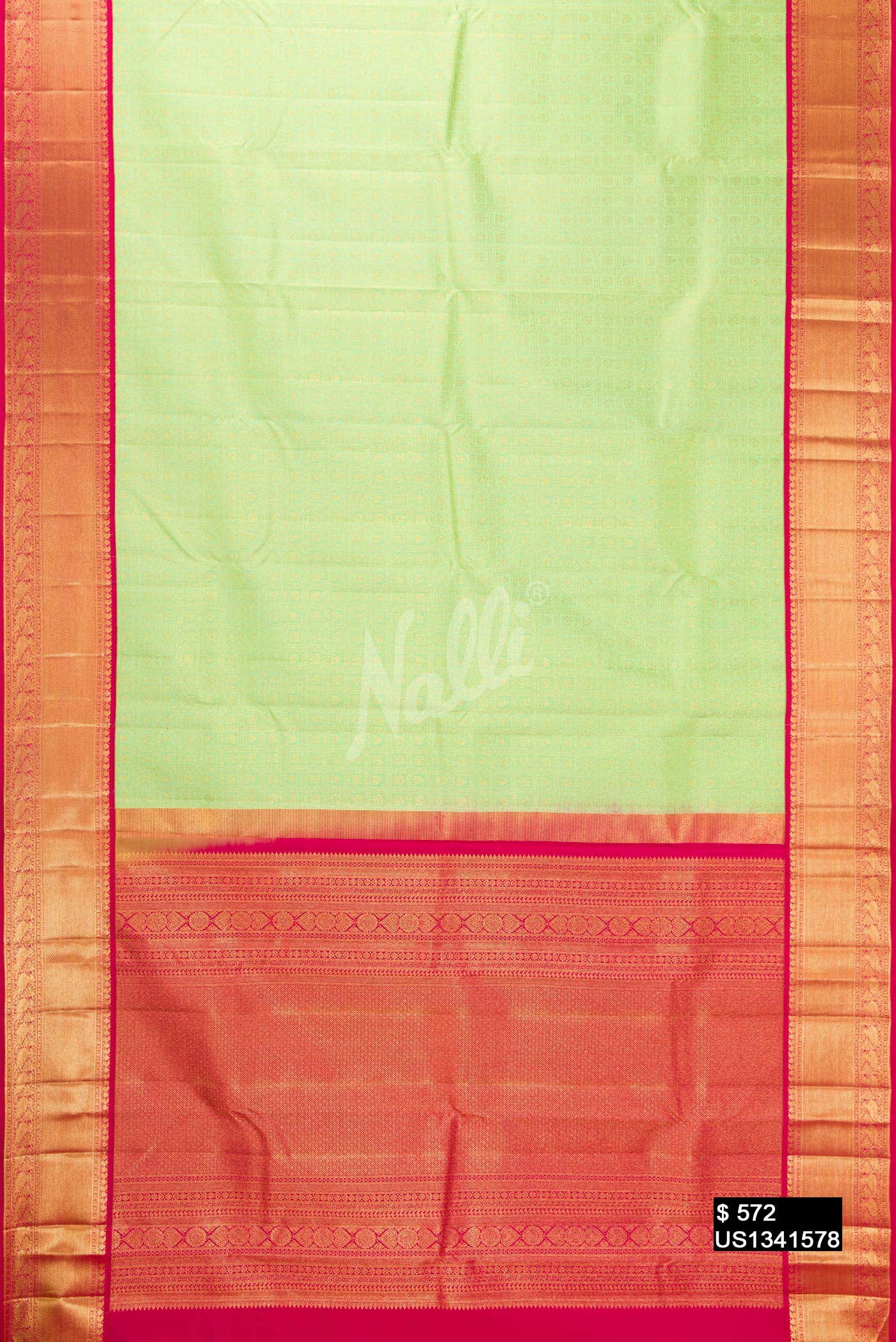 Parrot Green Kanchipuram Silk Saree