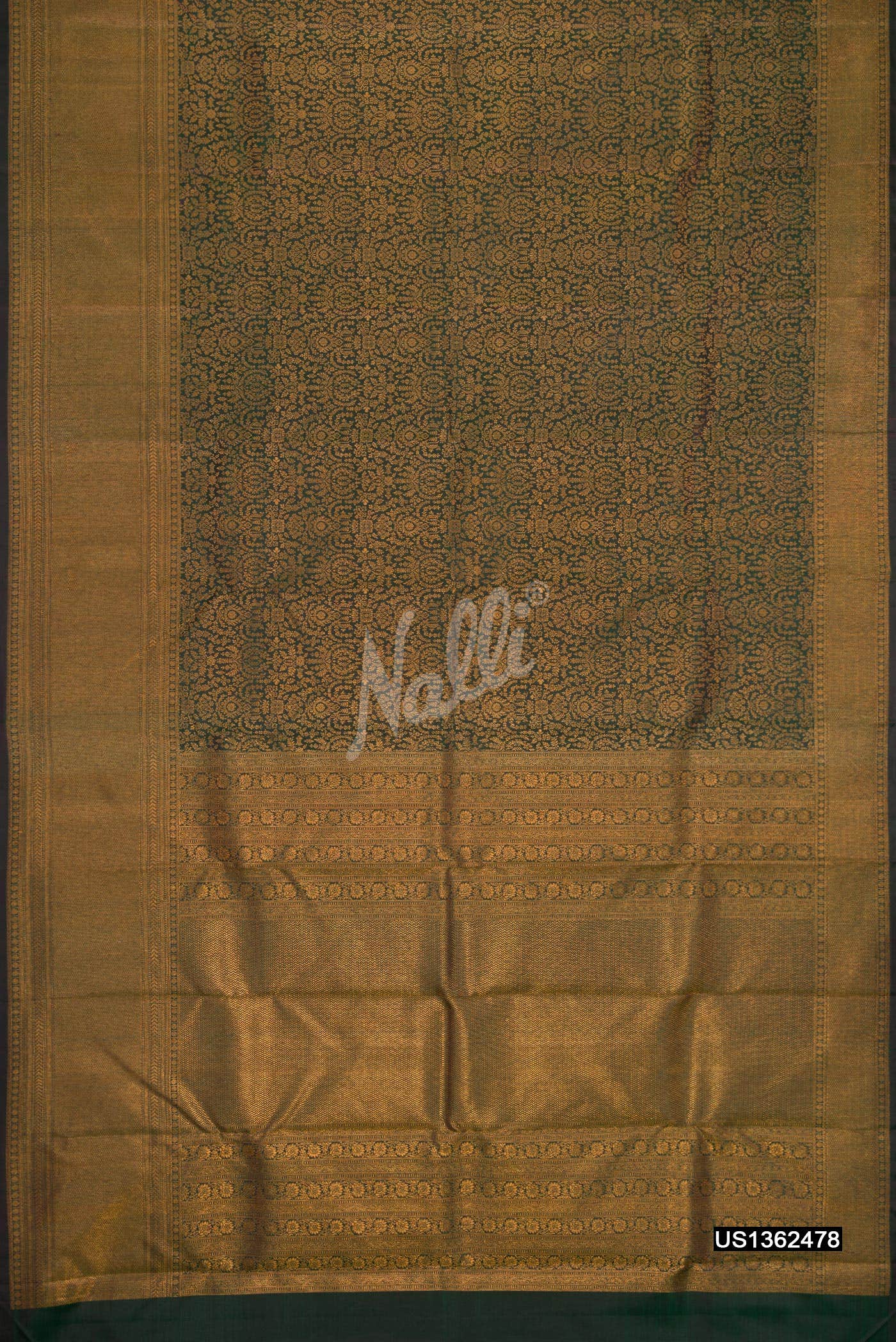 Bottle Green Kanchipuram Silk Saree