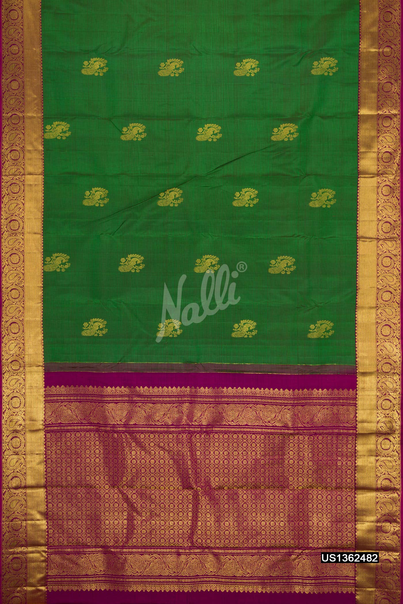 Bottle Green Kanchipuram Silk Saree
