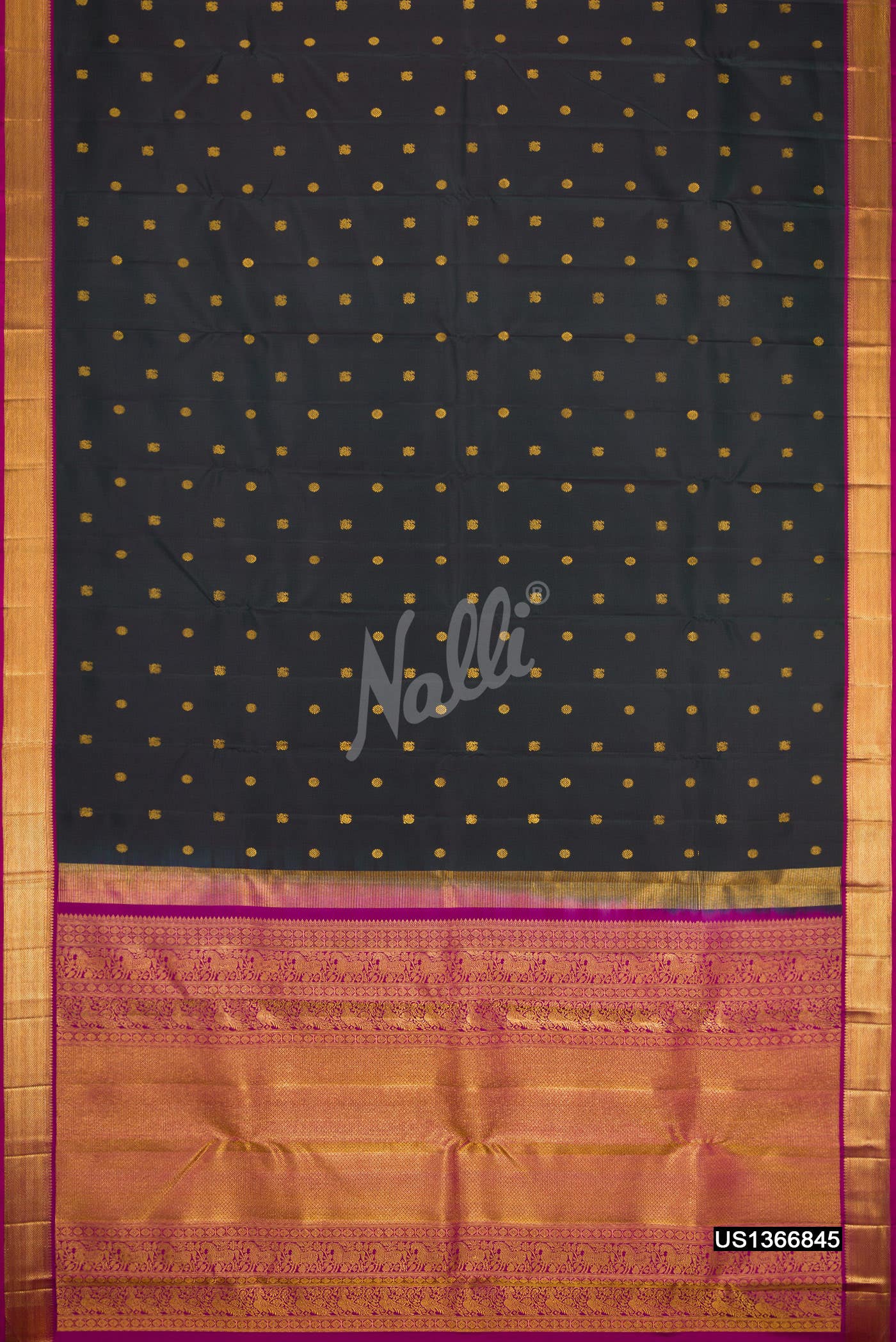 Bottle Green Kanchipuram Silk Saree