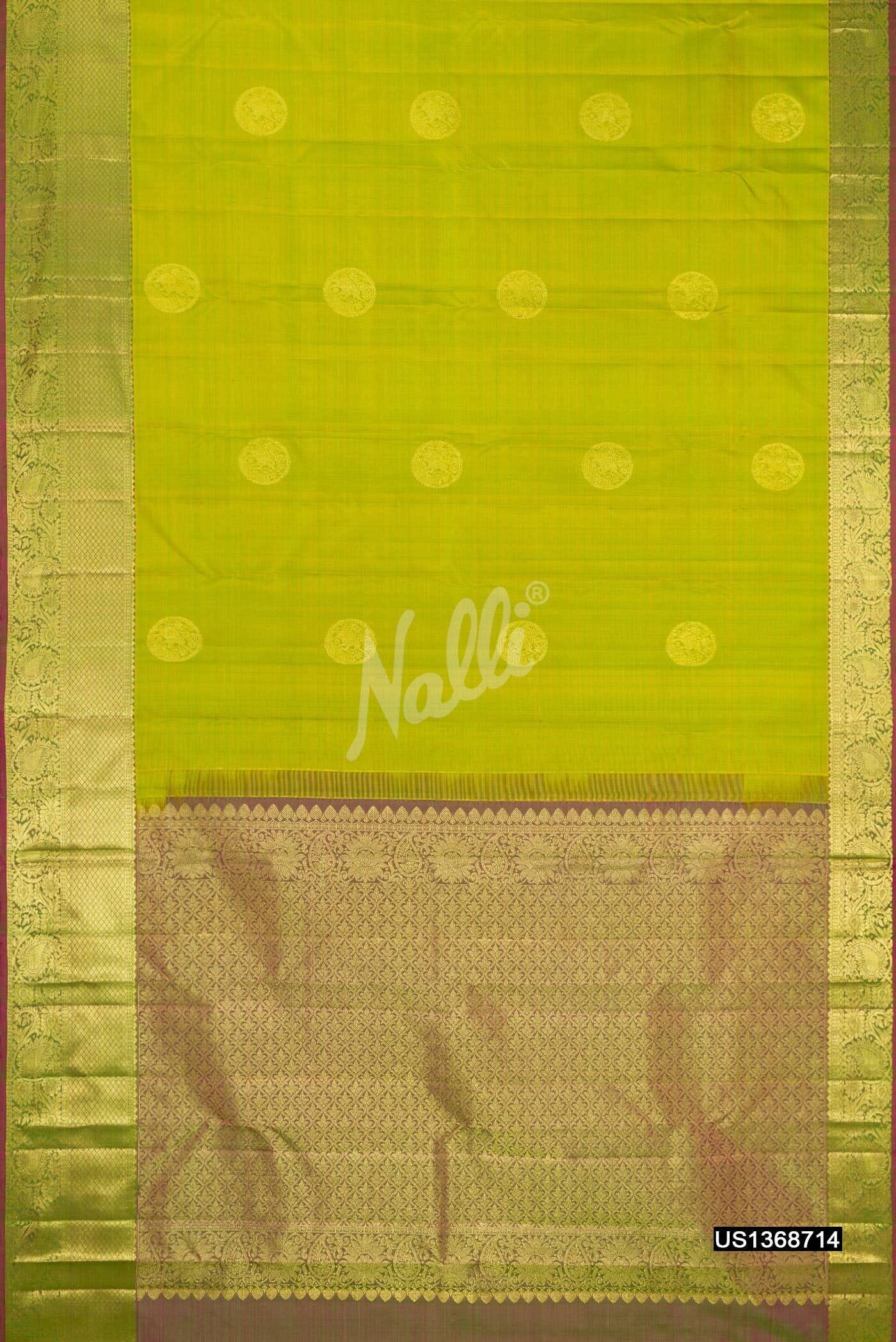 Parrot Green Kanchipuram Silk Saree