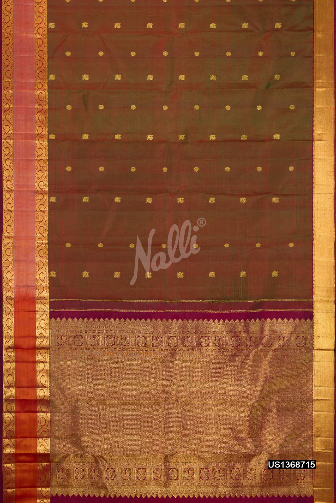 Bottle Green Kanchipuram Silk Saree