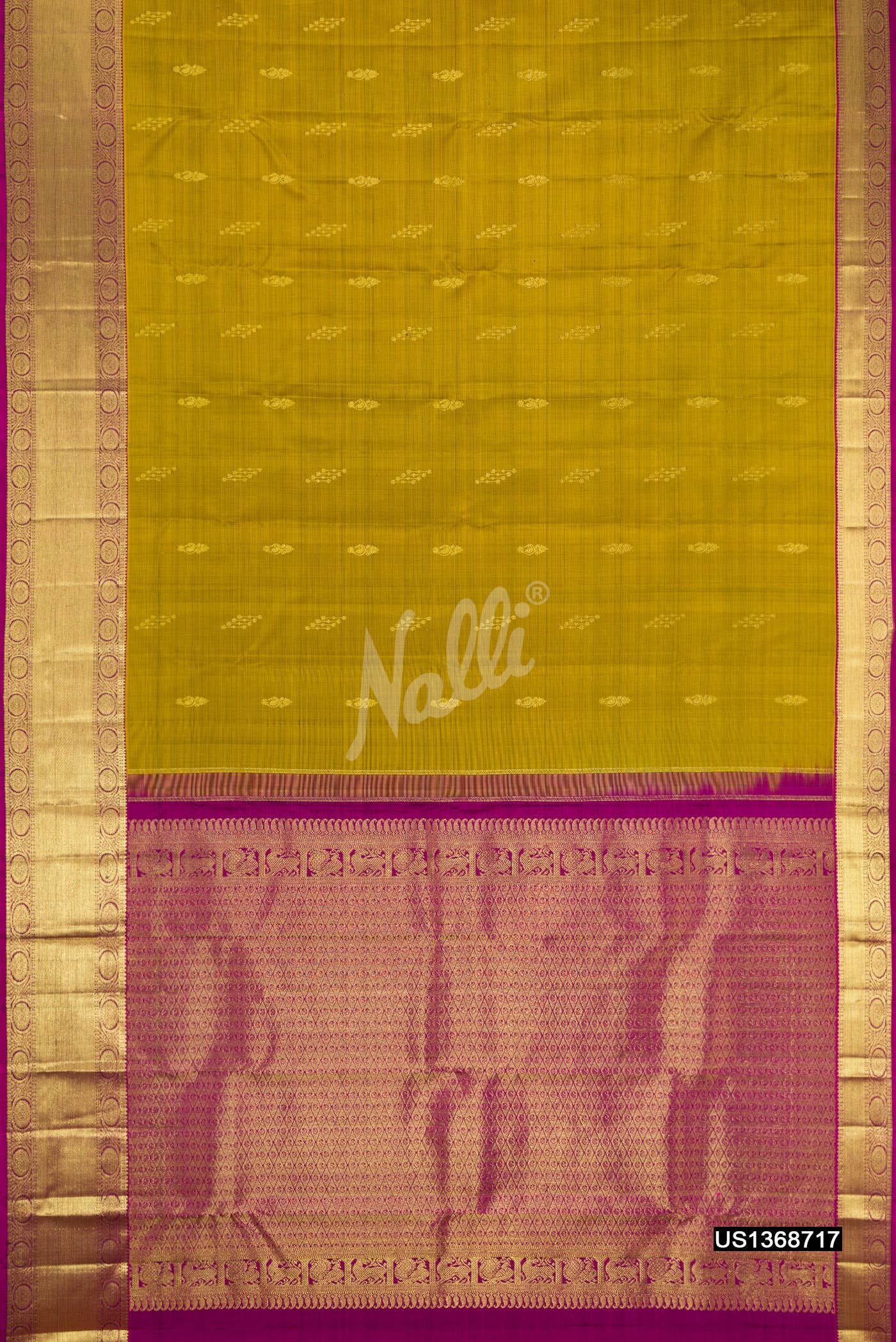 Mehandi Green Kanchipuram Silk Saree