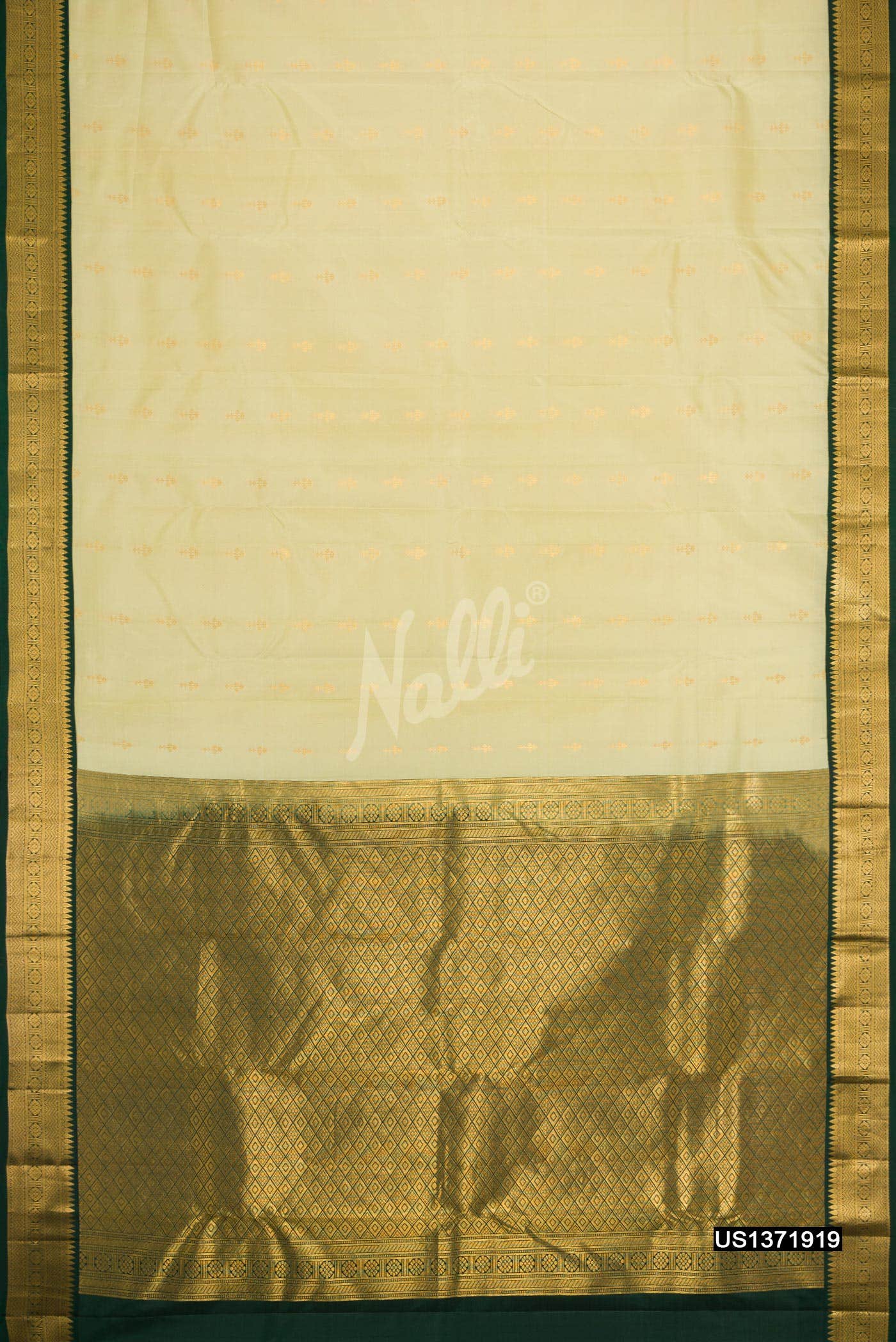 Pista Green Kanchipuram Silk Saree
