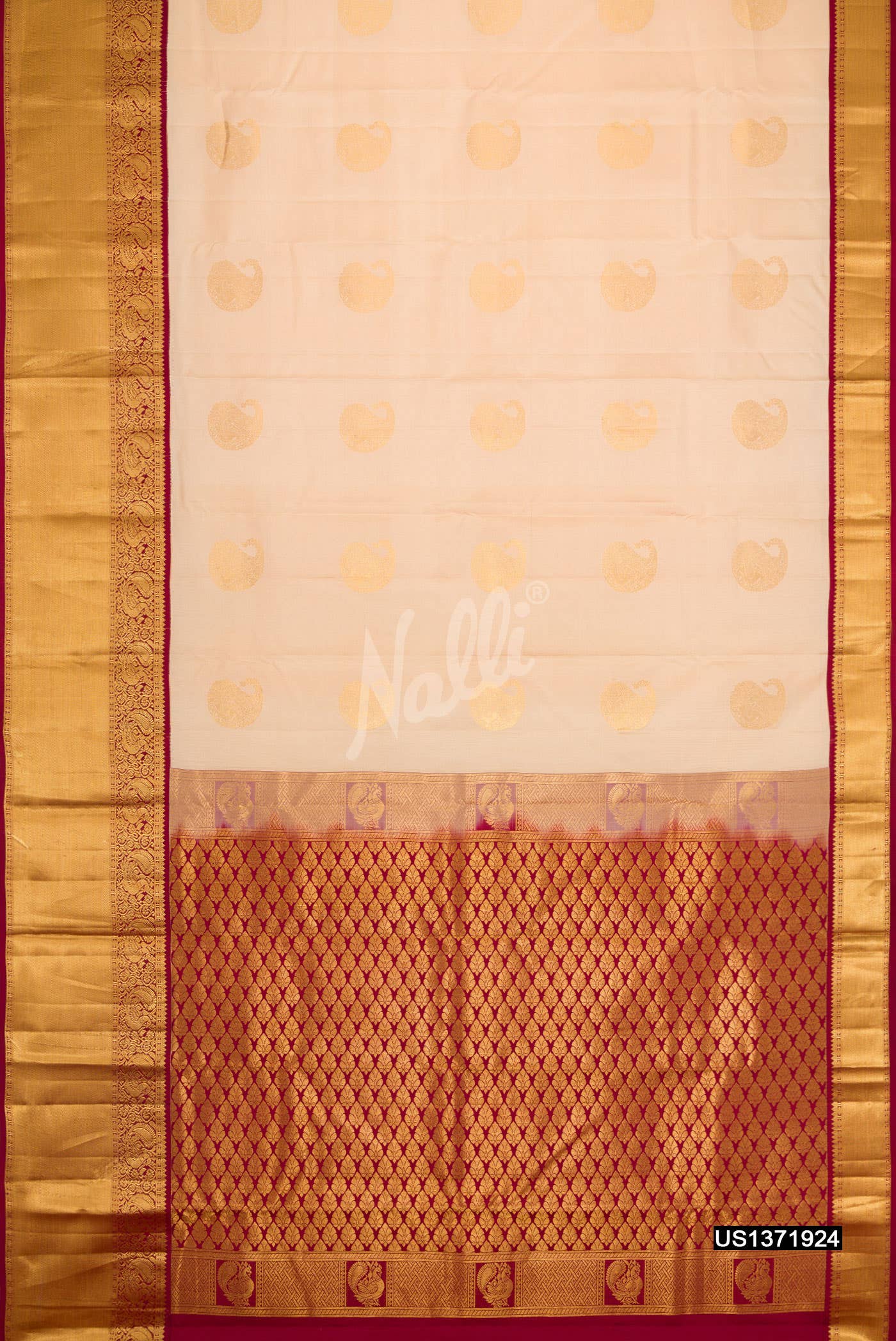 Sandal Kanchipuram Silk Saree
