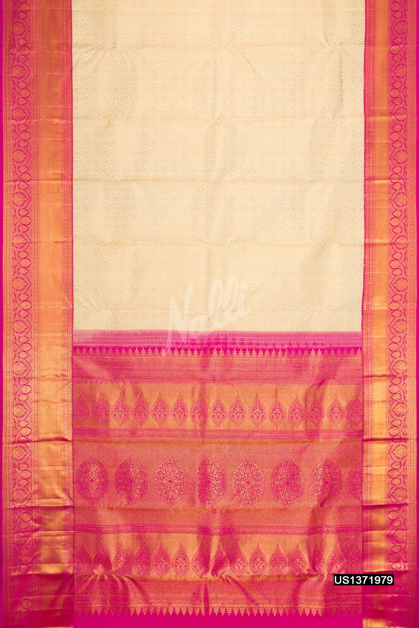 Off White Kanchipuram Silk Saree
